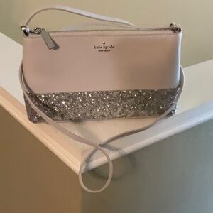 Kate Spade. Crossbody